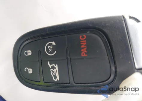 2015 Jeep Cherokee Latitude z USA, uszkodzony, nr VIN 1C4PJLCS8FW584602